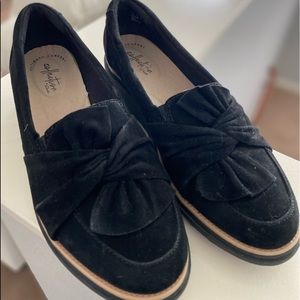 Clarks Ultimate Comfort Collection suede flats